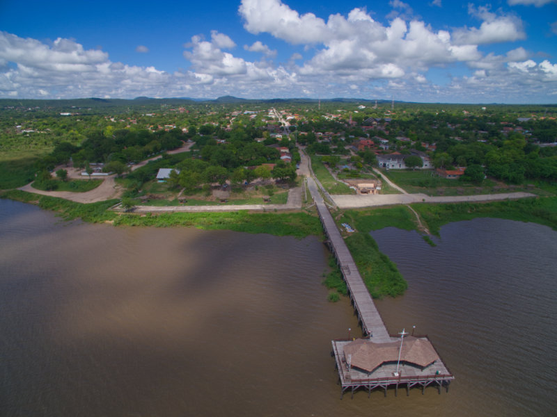 Aerial view of El Mirante on Laguna Cáceres, with Puerto Suarez in the background.